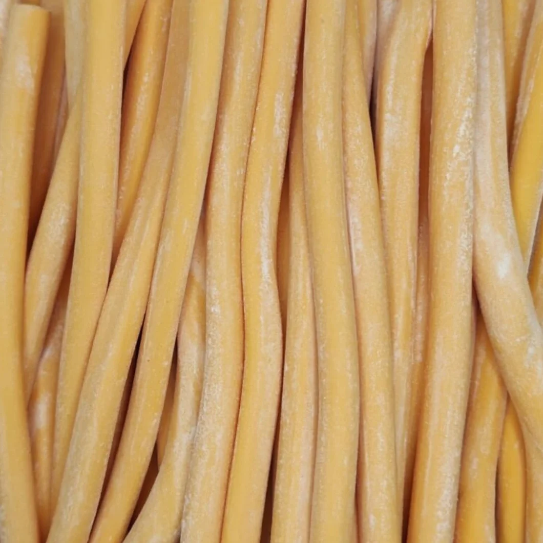 Finipalo, deliciosos palitos de sabores rellenos de regaliz de Fini.. Estuche 200 unidades. Chuches,caramelos, piñata, cumpleaños, gominolas, regaliz de sabores. (Melocotón)